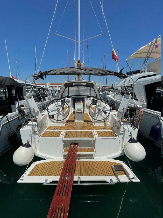 Caroline | Oceanis 35.1