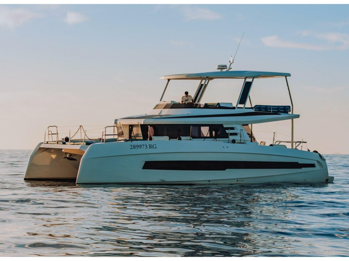 Abuzz | Cervetti 44 Power-