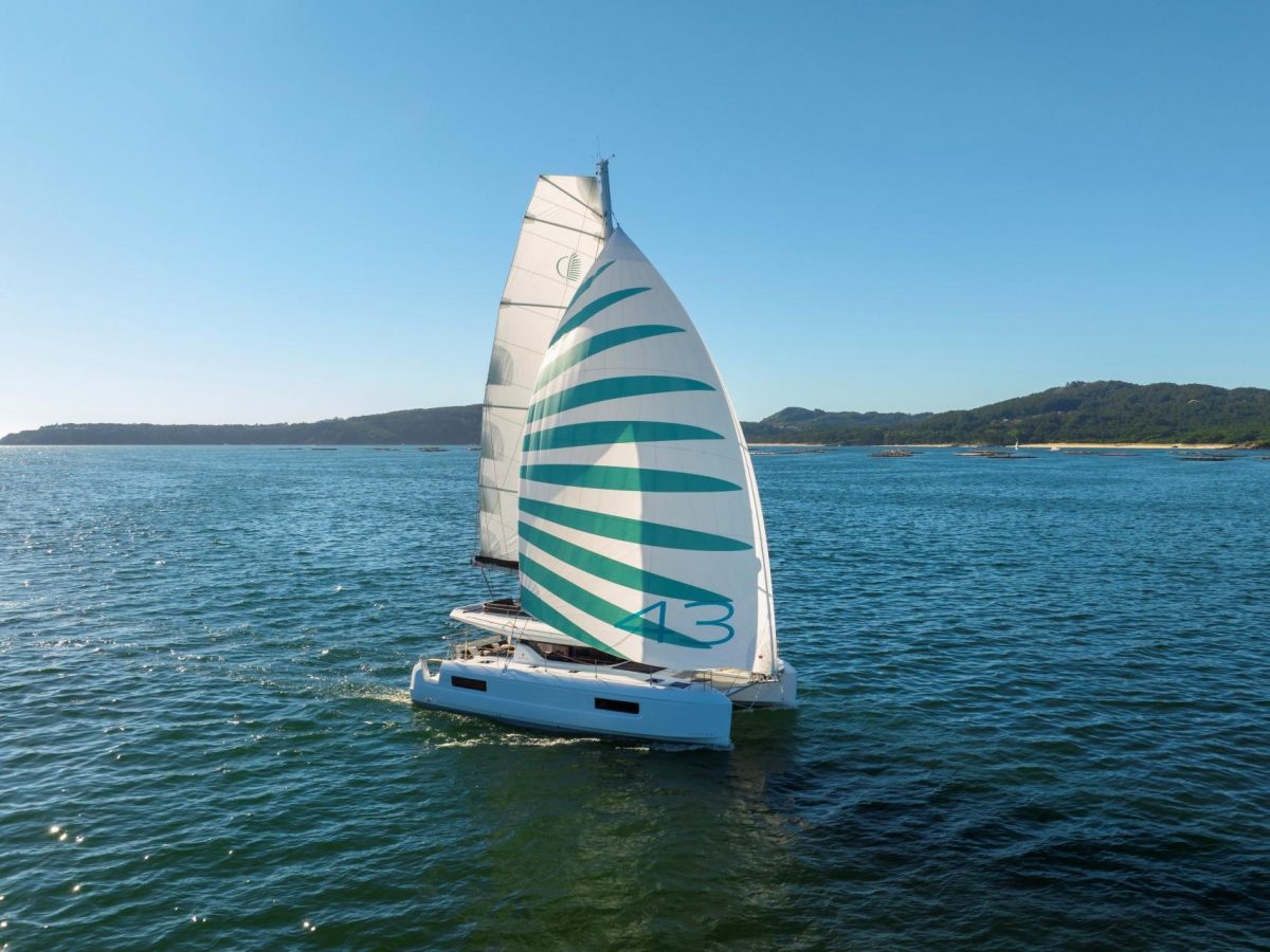 Asterix | Lagoon 43