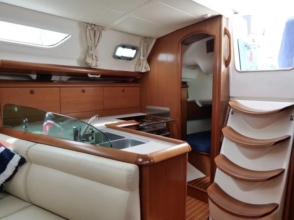Morpheus | Sun Odyssey 37