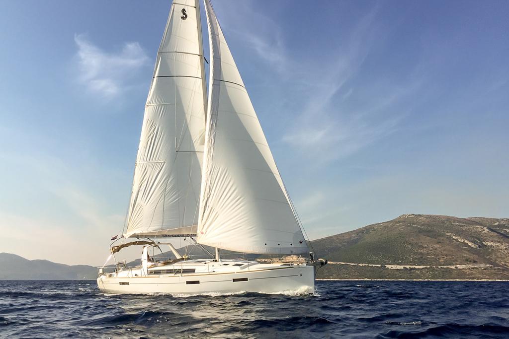 Slide | Oceanis 45