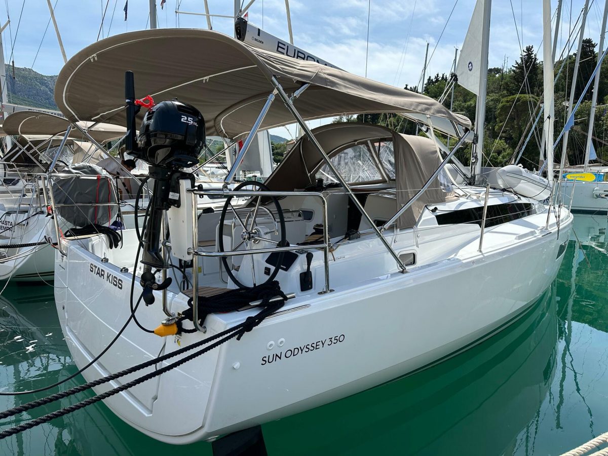 Star Kiss | Sun Odyssey 350