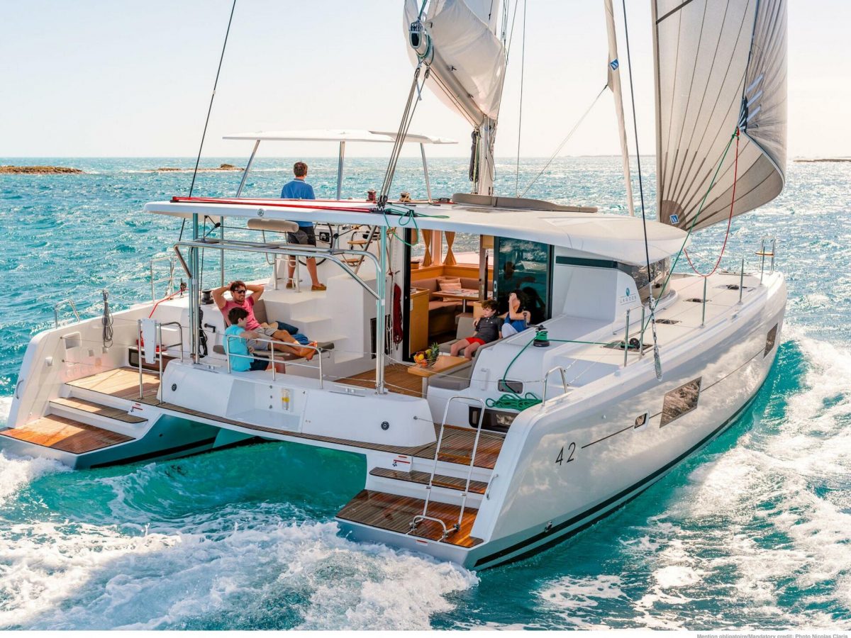 Stardust | Lagoon 42