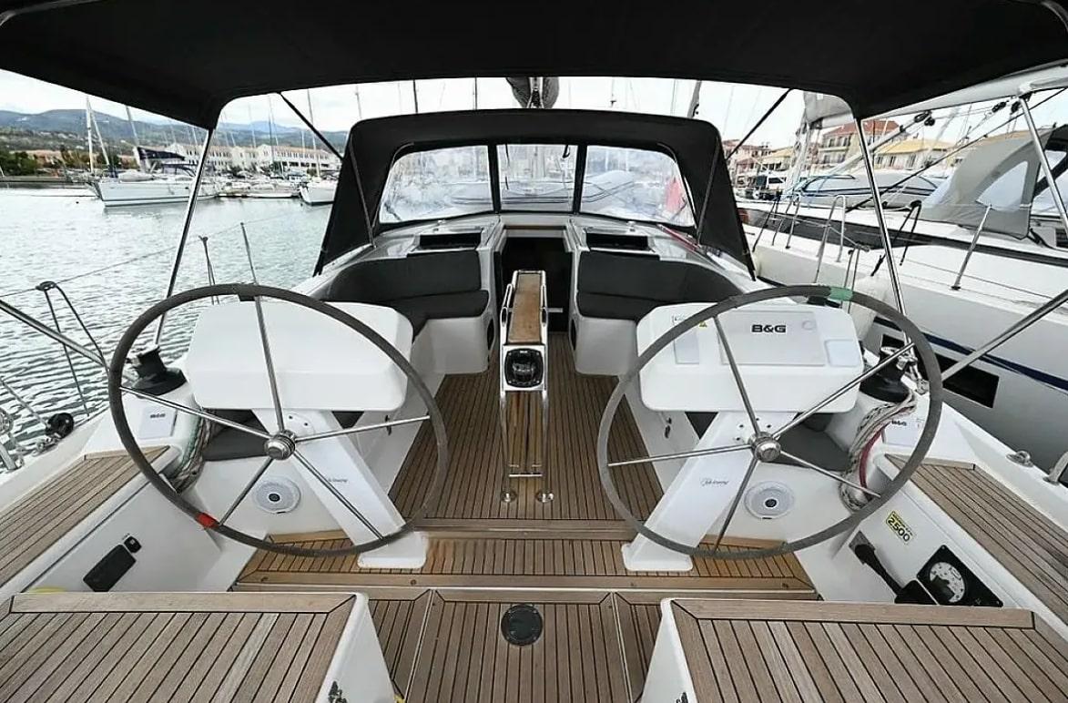 FoxTrot | Hanse 458