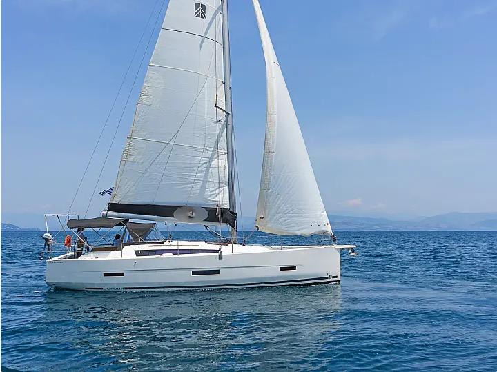 Ocean Whisper | Dufour 430