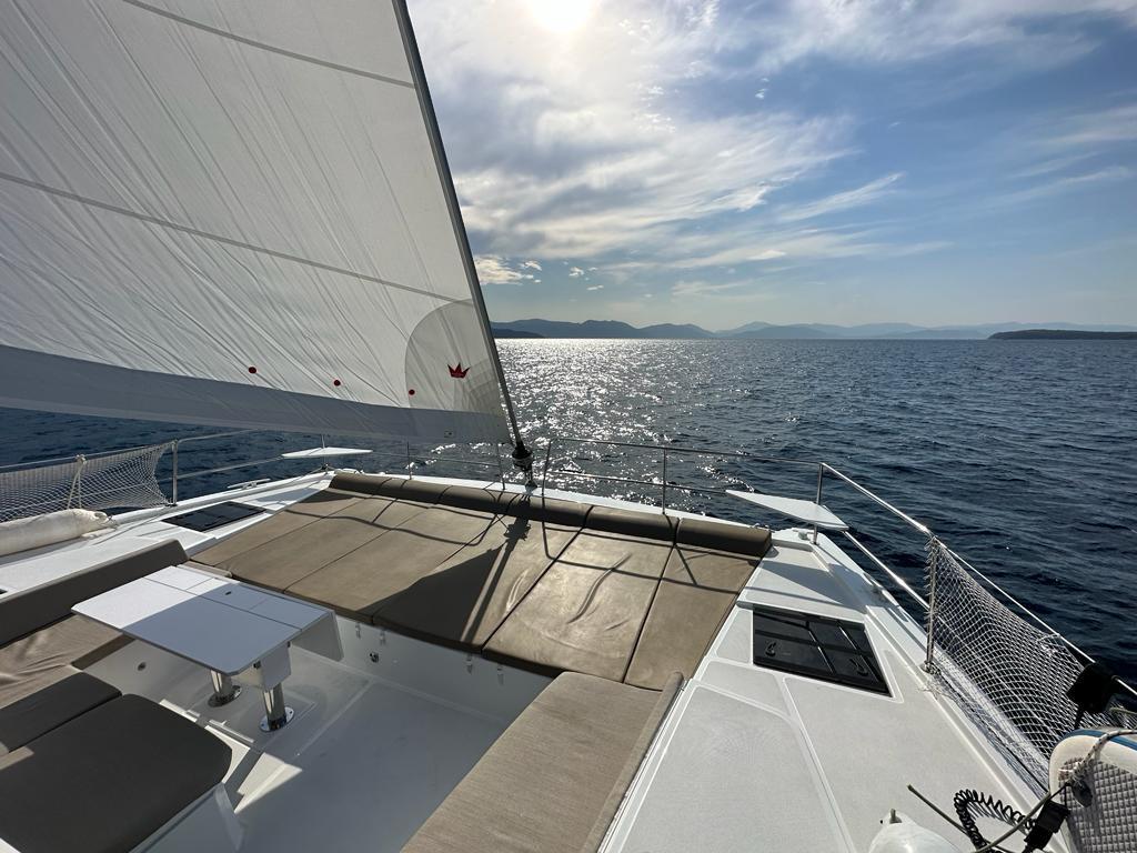 Star Velvet (A/C, Generator, Water Maker, dishwasher) | Bali 4.6