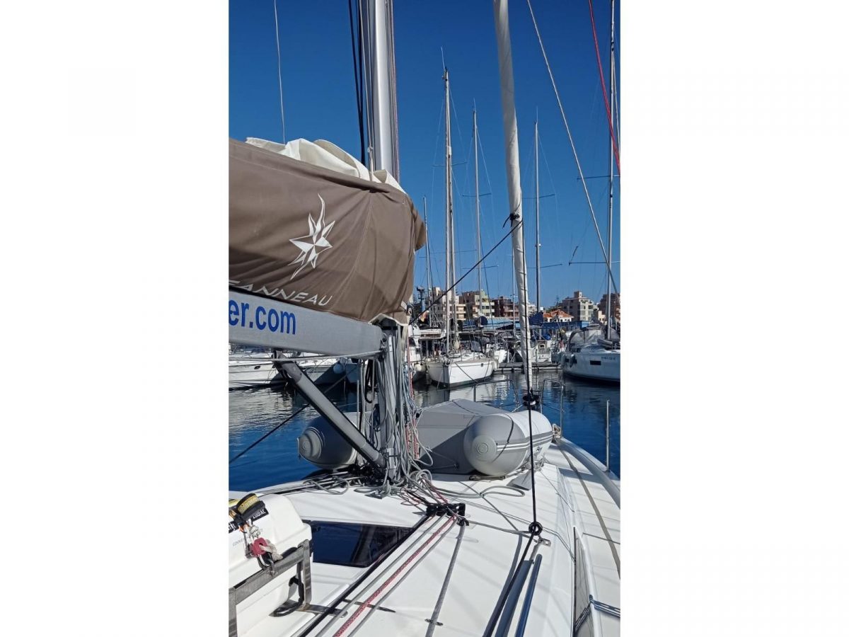 Alboran Albariño | Sun Odyssey 410