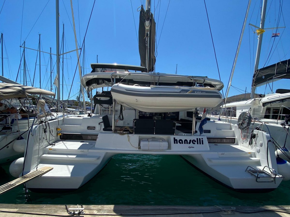 Hanselli | Lagoon 42