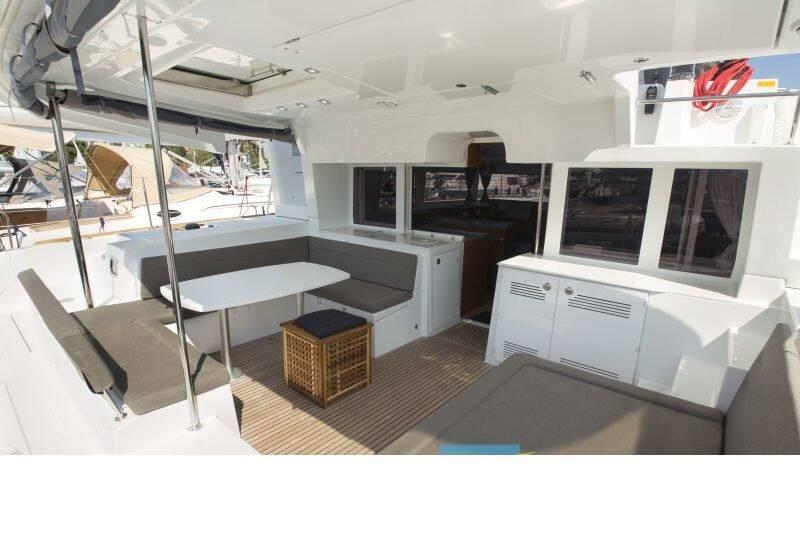 Hydra VIII | Lagoon 450 Fly