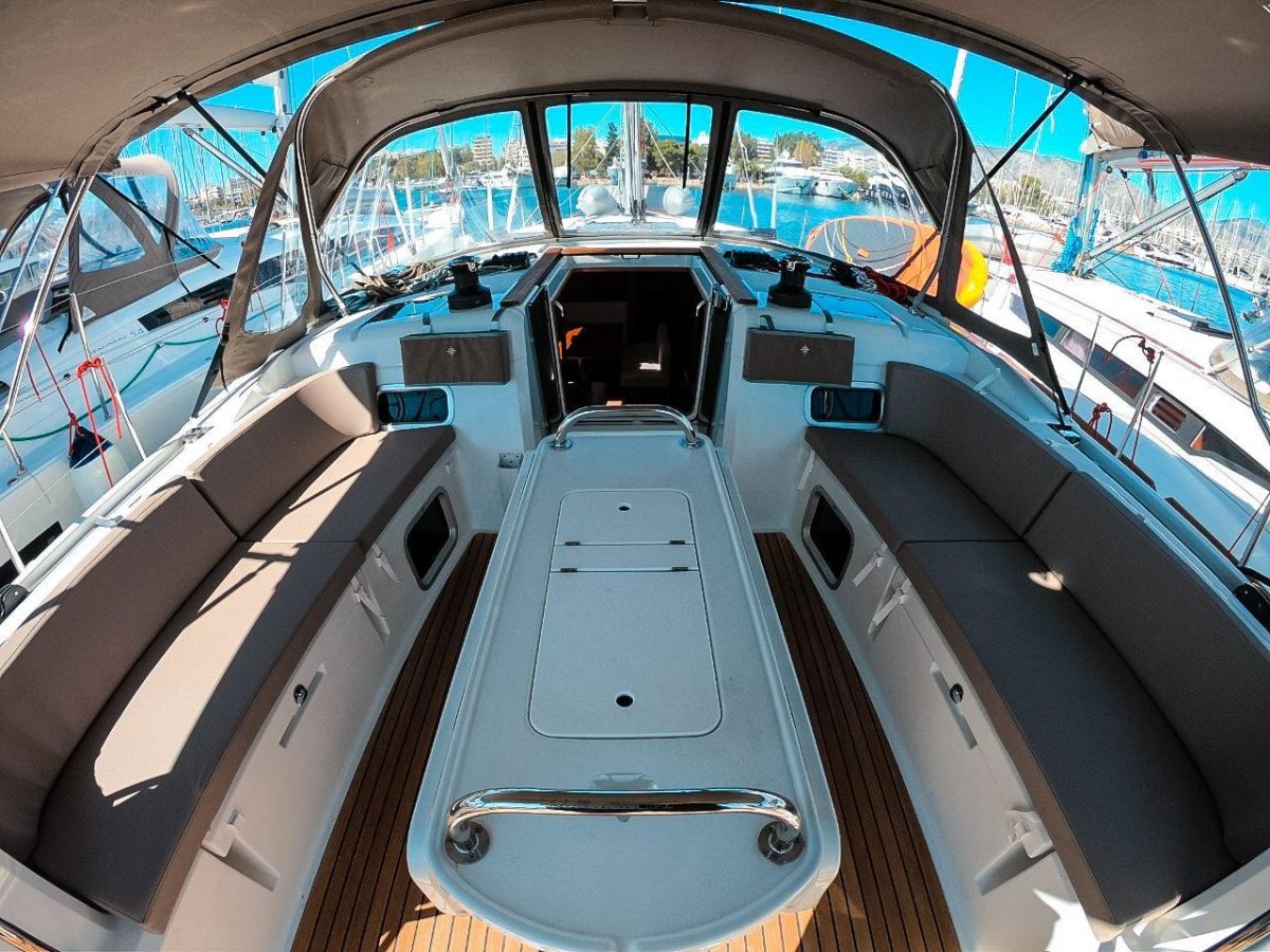 Mayflower | Sun Odyssey 519
