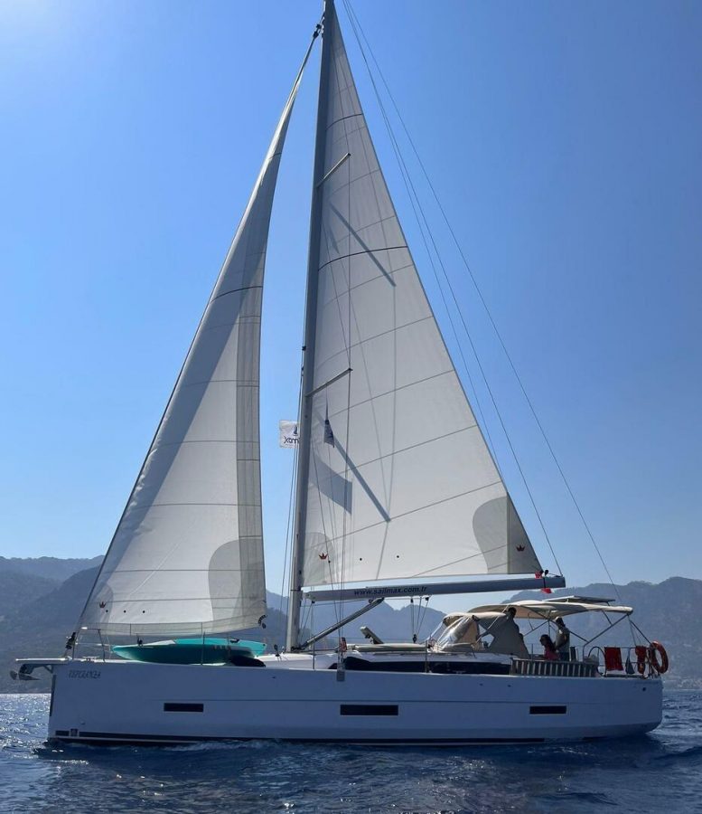 Esperanza | Dufour 430