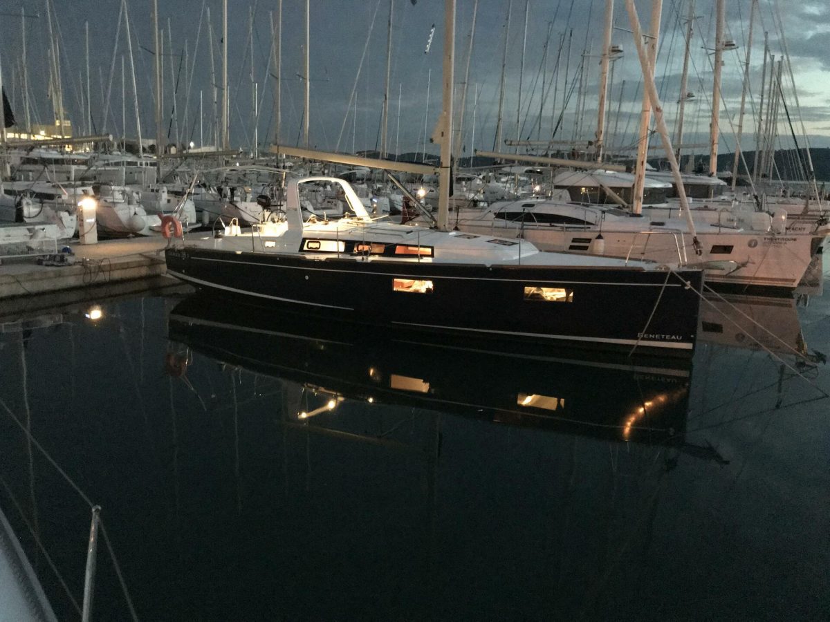 Baby Dory | Oceanis 38.1