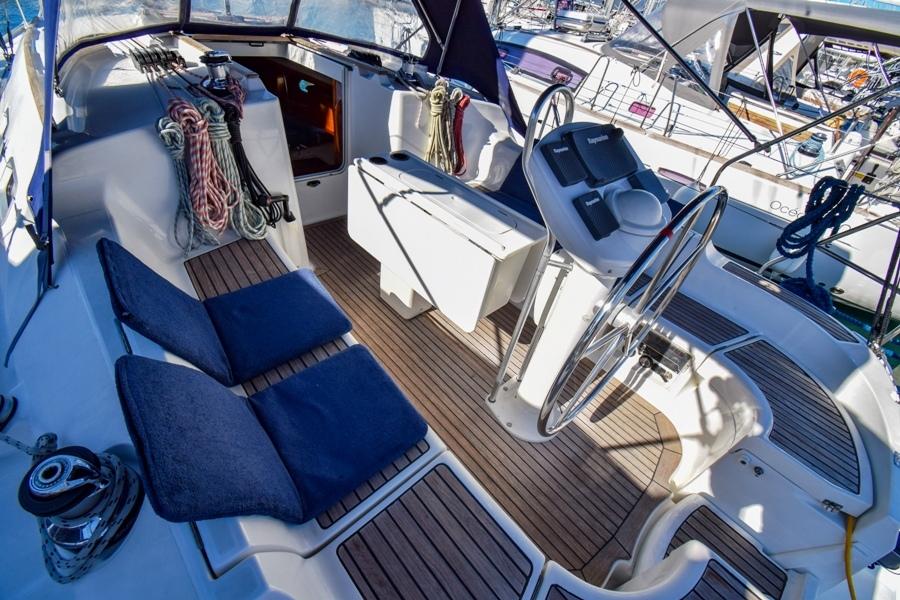 Kacamak | Sun Odyssey 37