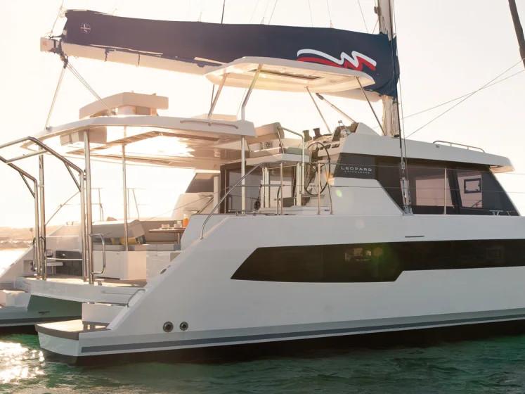Moorings 4200/3 Exclusive Plus | Leopard 42