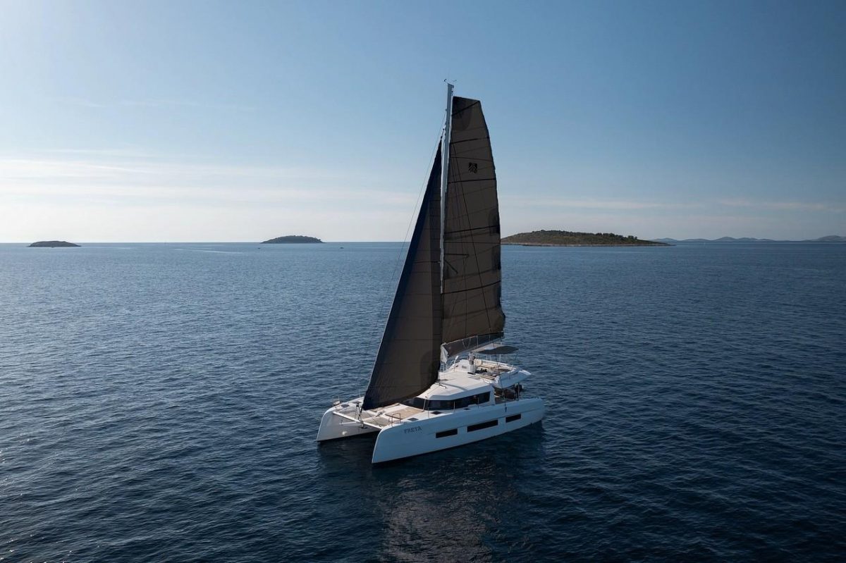 Freya | Dufour 48 Catamaran - 5 + 1 cab.
