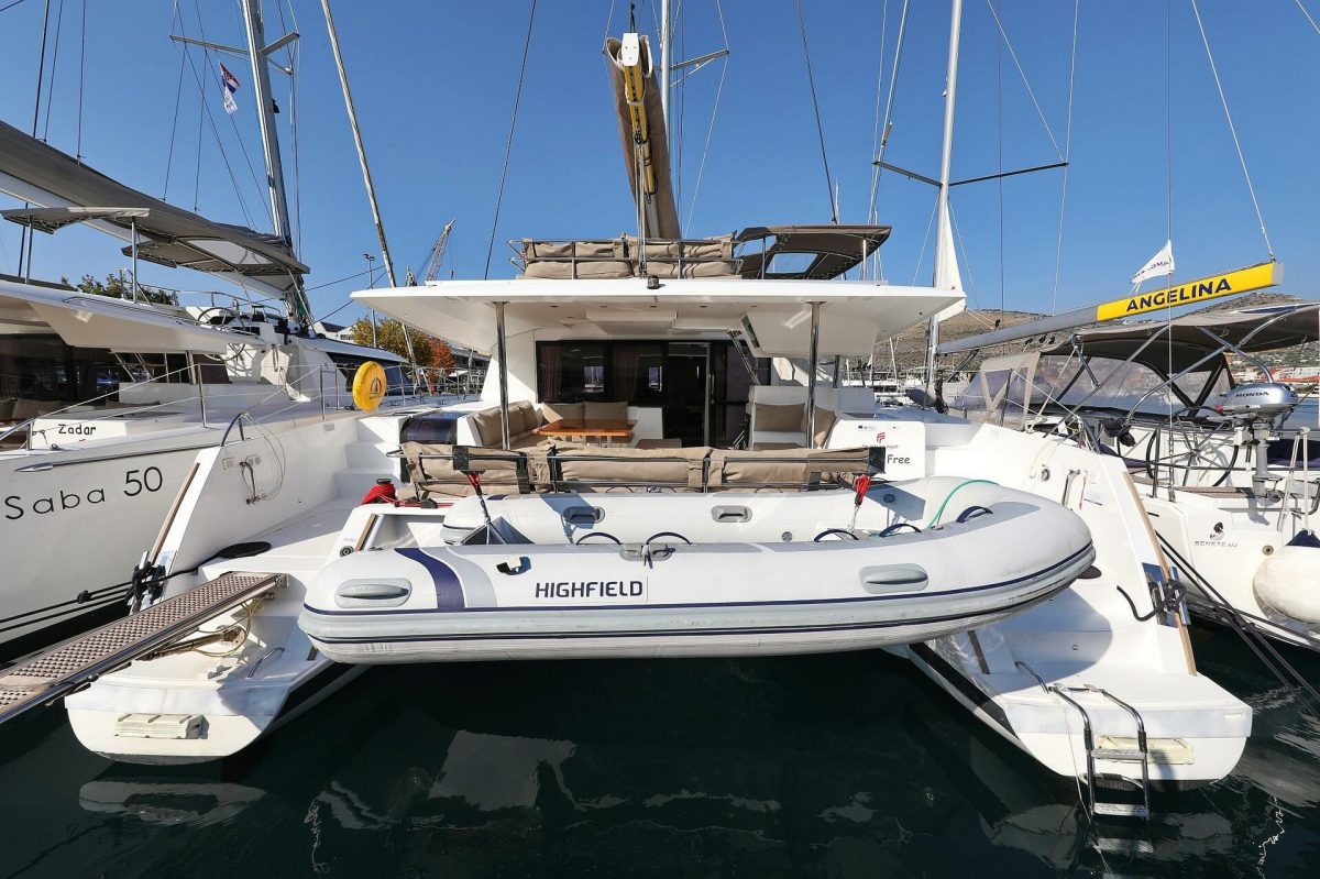 Feeling Free | Fountaine Pajot Saba 50