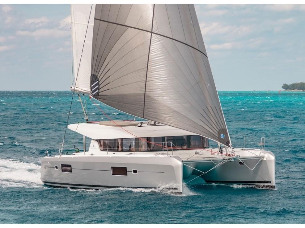 Marina 3 | Lagoon 42