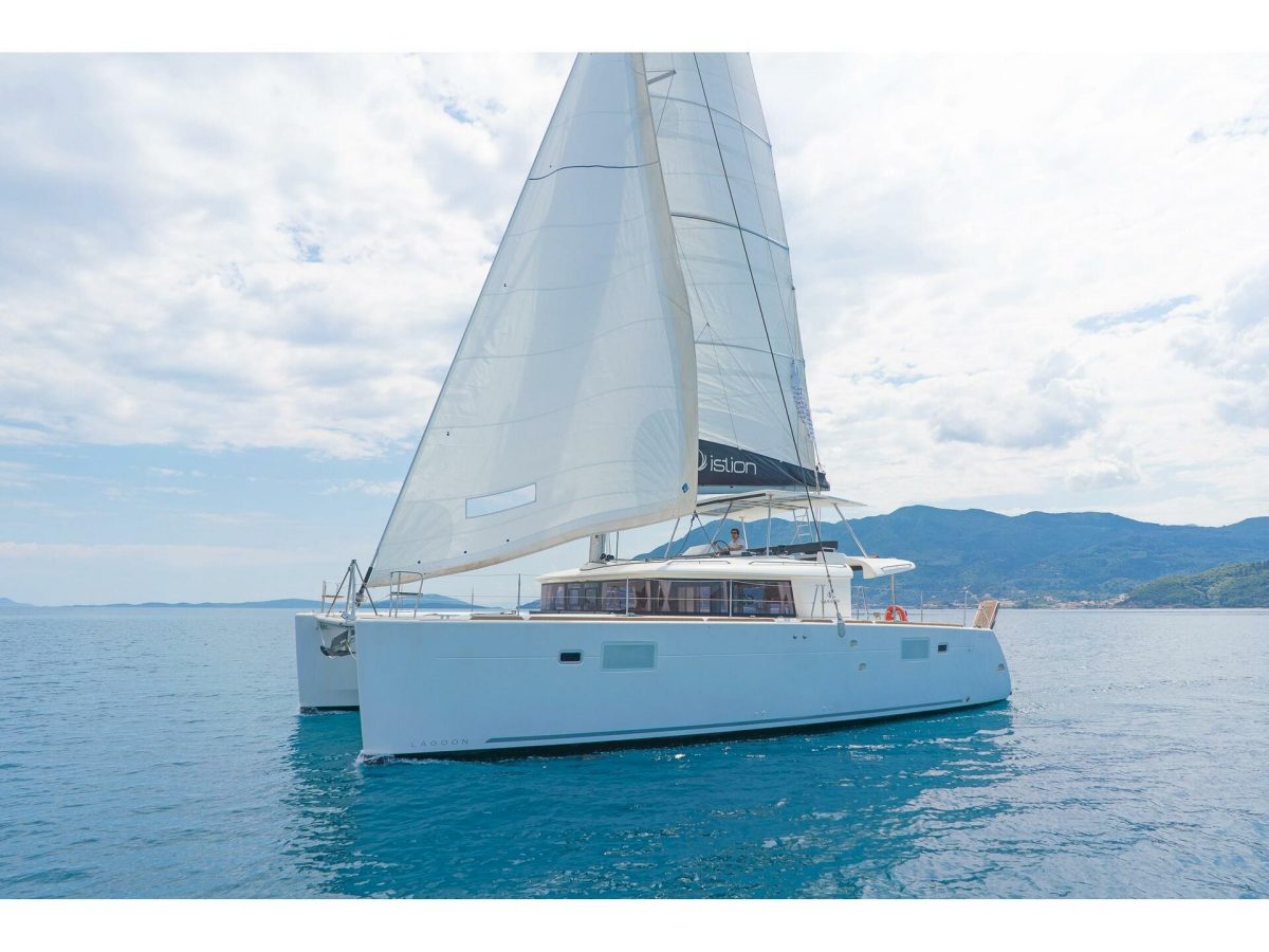Kon-Tiki | Lagoon 450 Fly