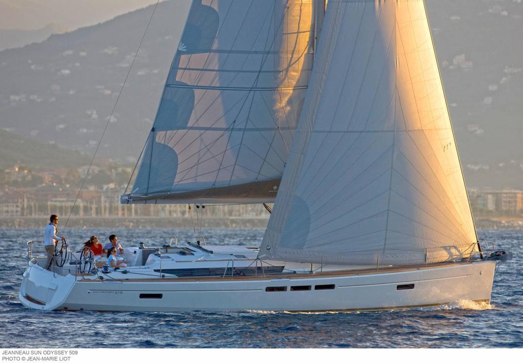MAMIWATA II | Sun Odyssey 519