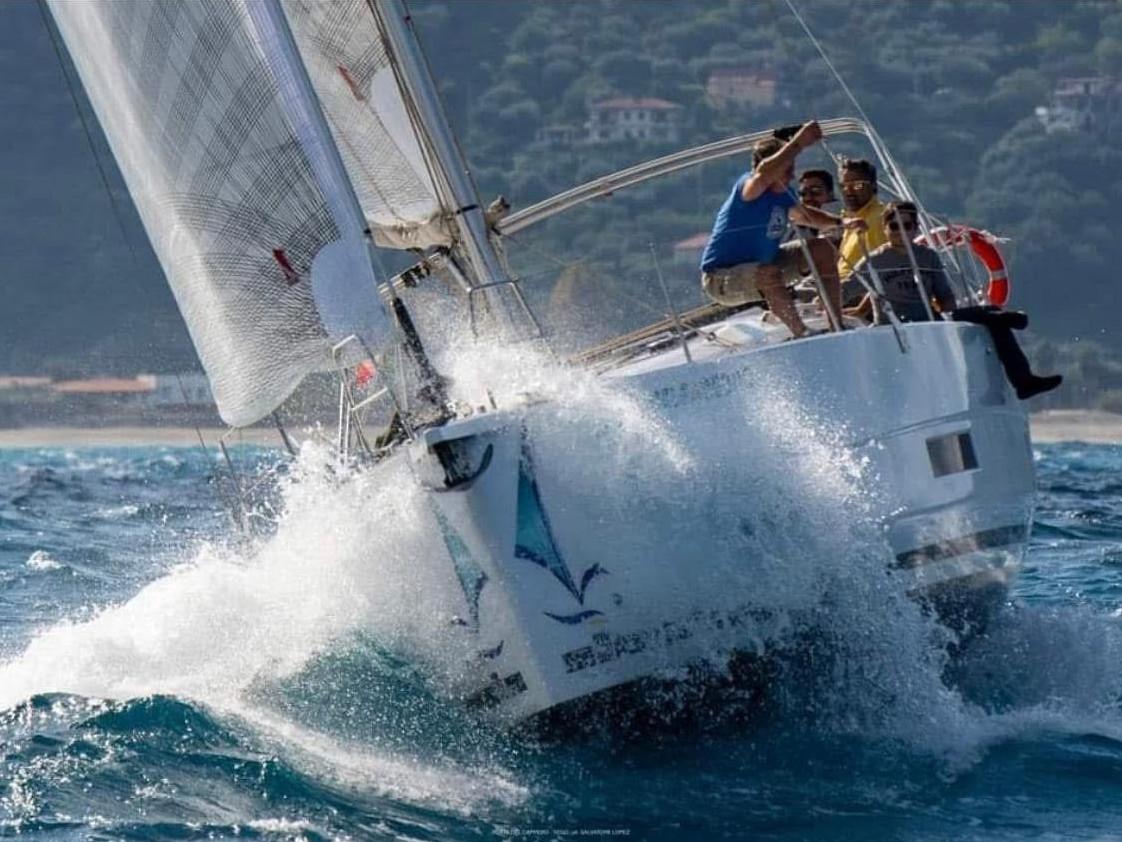 Avajava | Dufour 390
