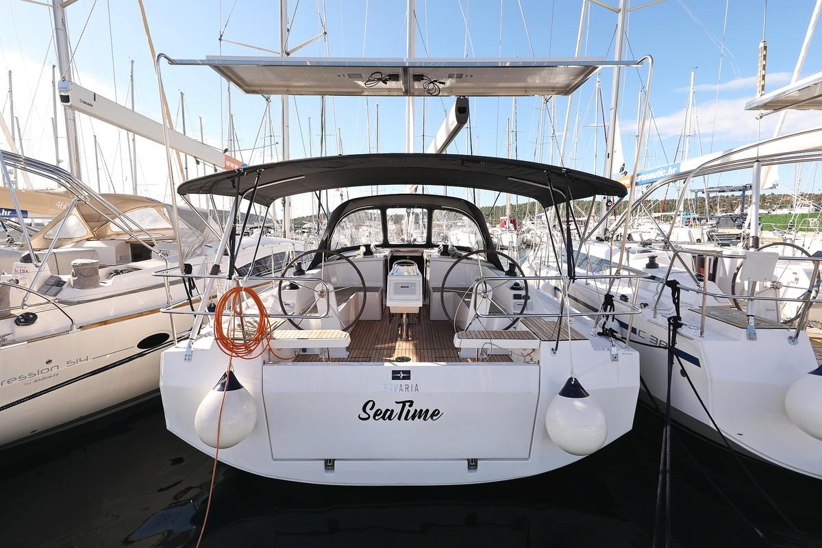 SeaTime | Bavaria C42
