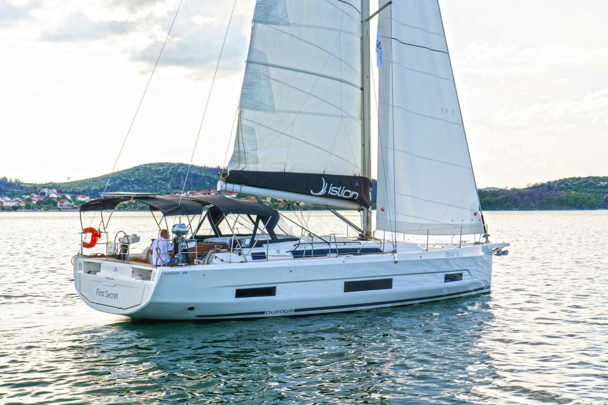 First Secret | Dufour 470