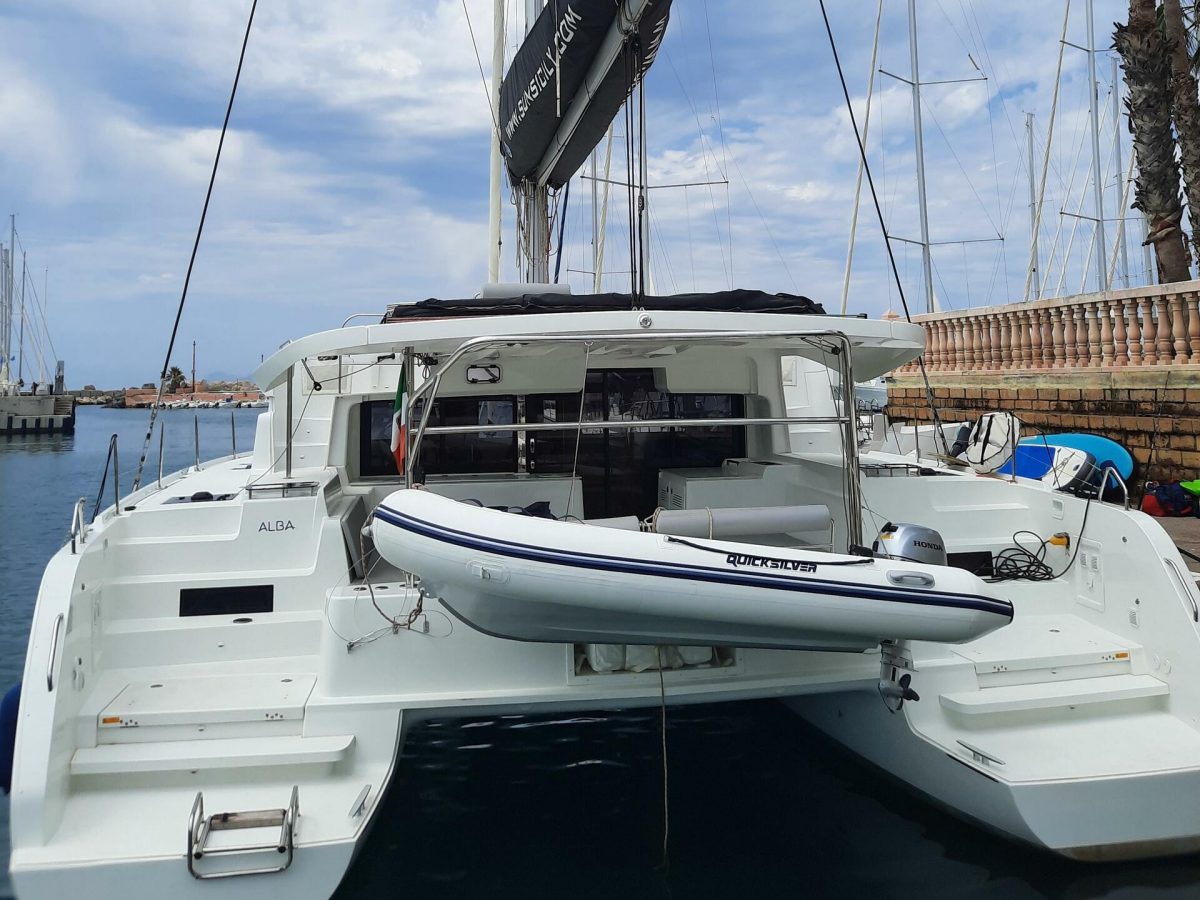 Alba | Lagoon 46