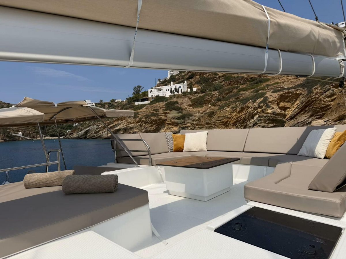 The Wave | Fountaine Pajot Aura 51 - 6 + 1 cab