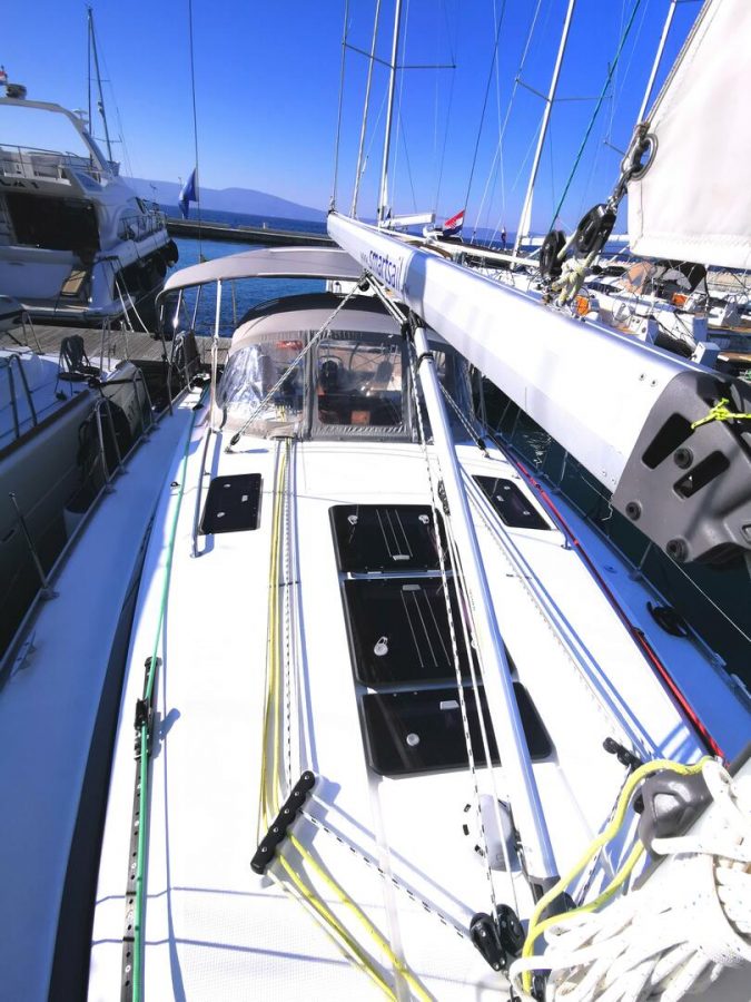 Maci | Bavaria Cruiser 37