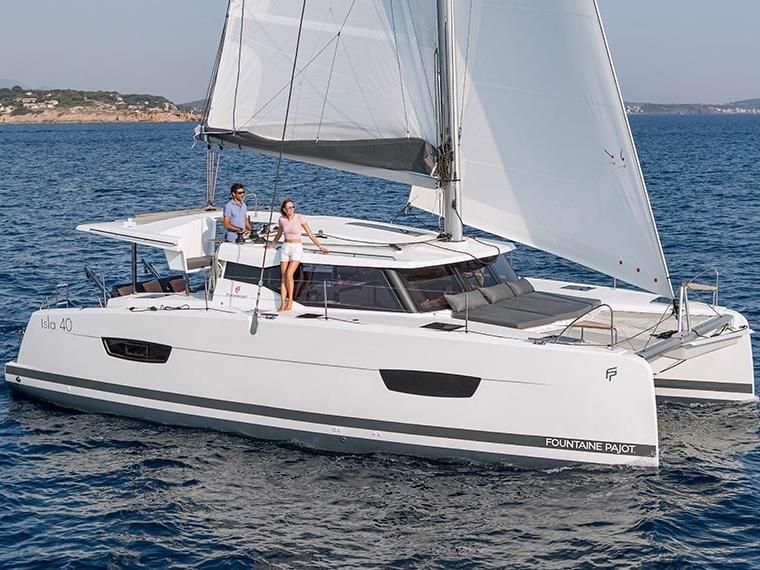 BLUE SERENITY (Air-conditition, gas barbeque, 1 SUP free of charge) | Isla 40