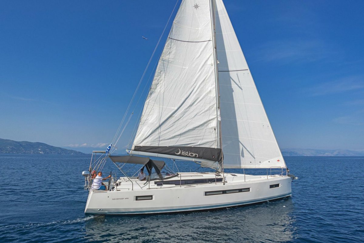 Pileas | Sun Odyssey 490